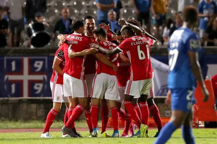 包含离谱!曼联今夜迎来里程碑加时末段本菲卡调整名单以备英超,里尔赛后状态回暖的词条 包含离谱!曼联今夜迎来里程碑加时末段本菲卡调整名单以备英超,里尔赛后状态回暖的词条